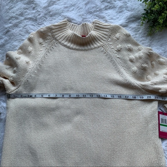 Vince Camuto | NWT Size Large Cream Sweater with Pom Pom Sleeves - Picture 4 of 15
